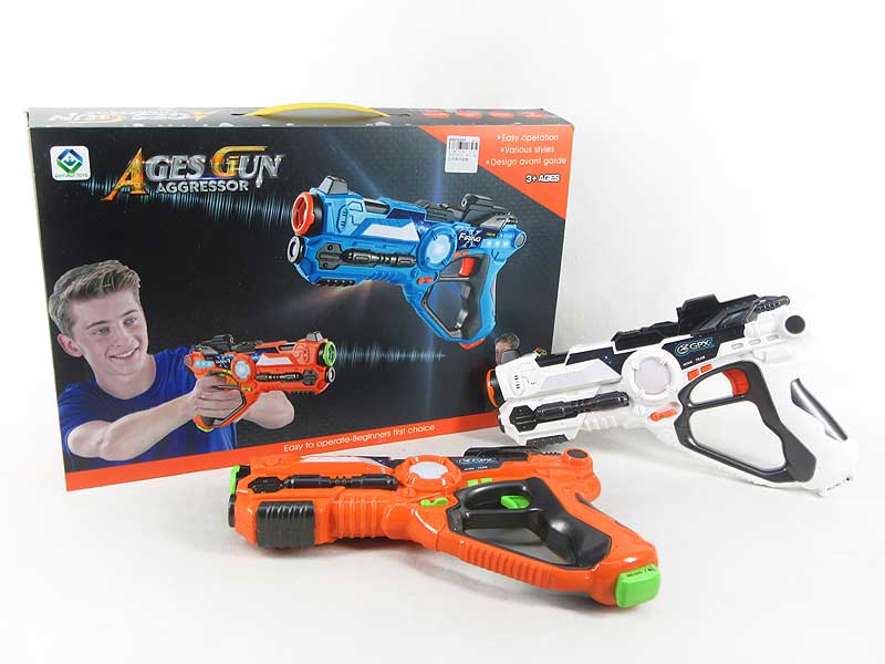 B/O Gun W/Infrare toys