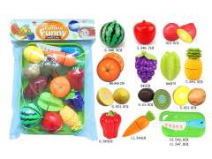Kids pretend kitchen toys cutting fruit and vegetable